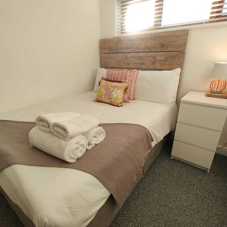 2 Ensuites, Garden, Smart Tv'S In All Rooms! Swansea Exterior foto