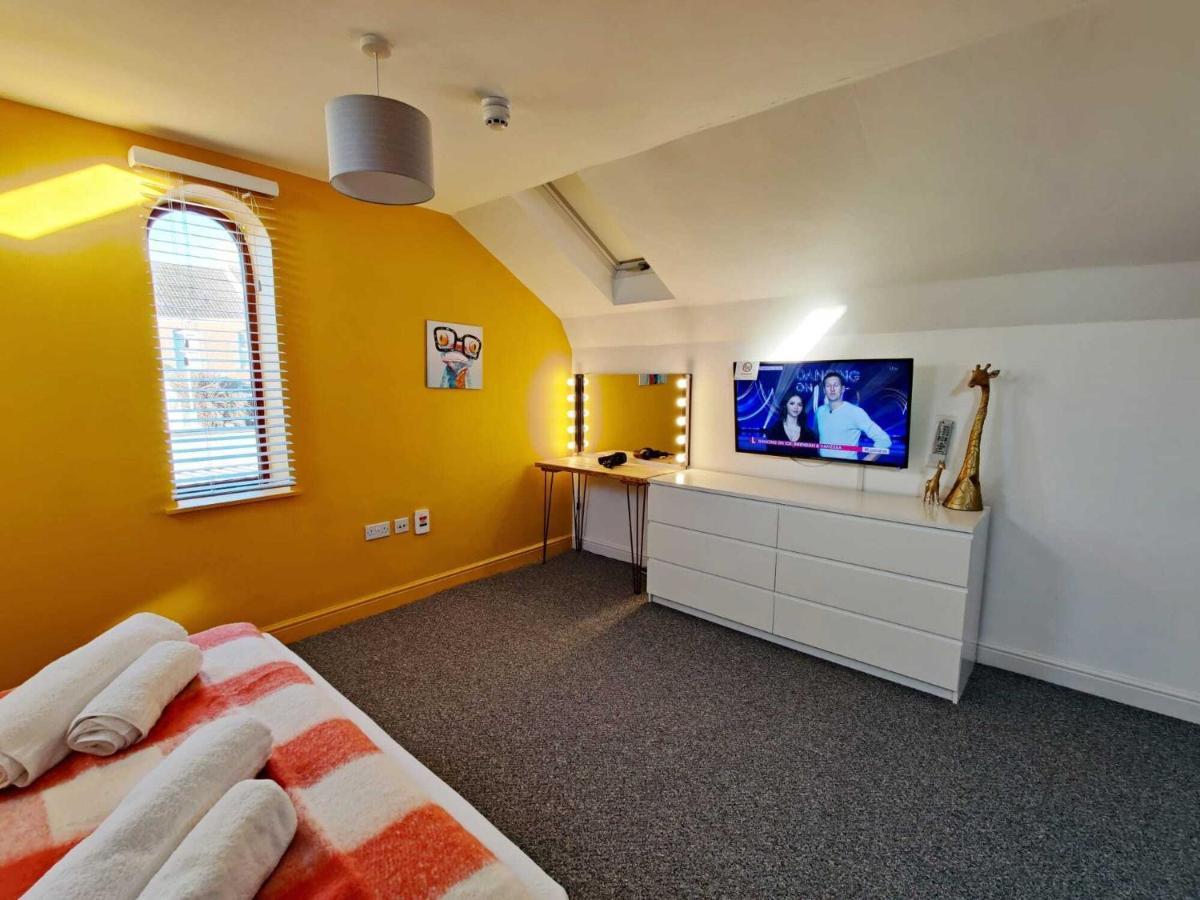 2 Ensuites, Garden, Smart Tv'S In All Rooms! Swansea Exterior foto
