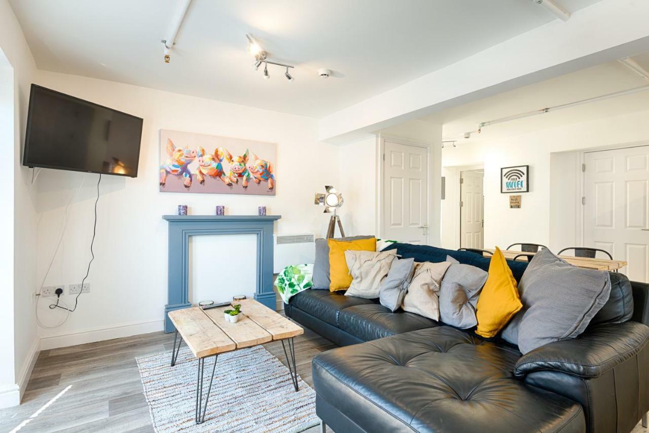 2 Ensuites, Garden, Smart Tv'S In All Rooms! Swansea Exterior foto